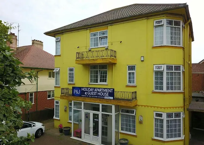 P & J Holiday Apartment & Guesthouse Skegness