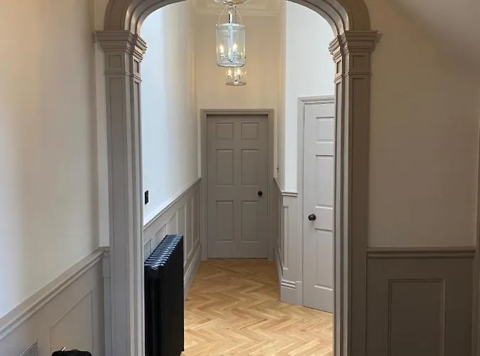 Ch1 Boutique Stays-Roman Bath Suite Chester