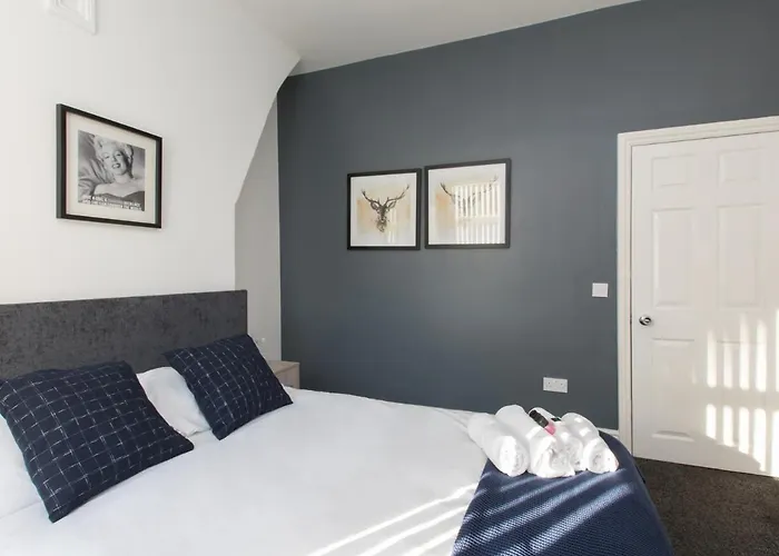 Townhouse @ Newlands Street Stoke Hotel