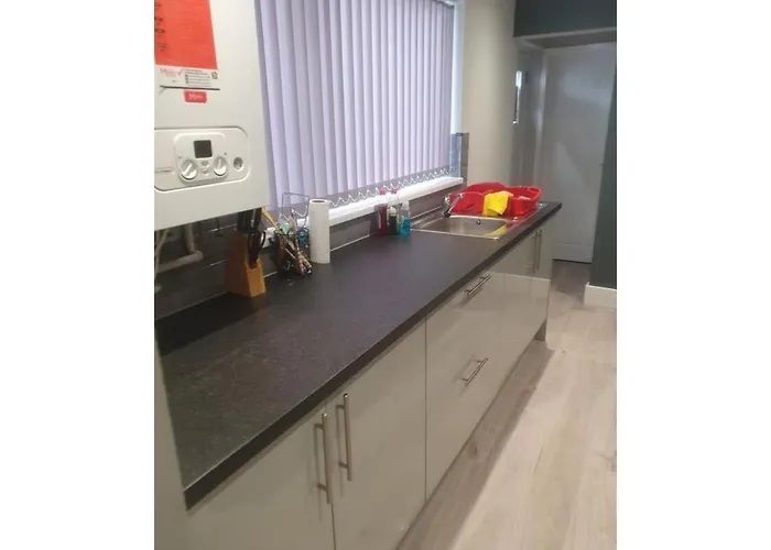Townhouse @ 11 Nicholls Street Stoke Hotel