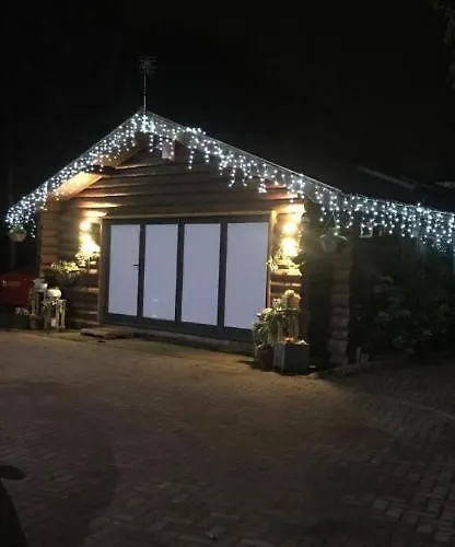 Log Cabin Coventry