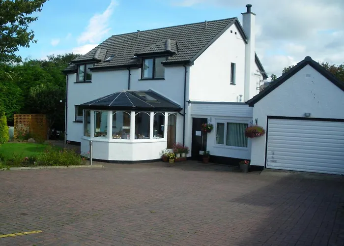 Meadowbank Guest House Portree