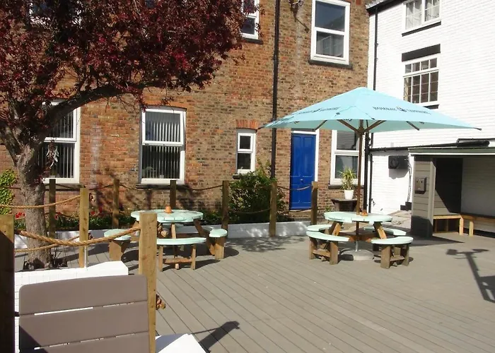 The Star Inn Bed And Breakfast Only Yo16 4Qf