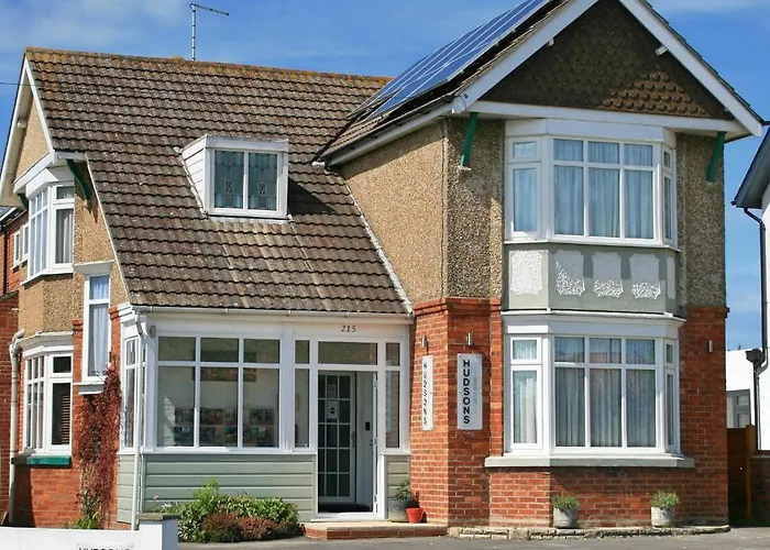 Hudsons Guest House - Adults Only Weymouth