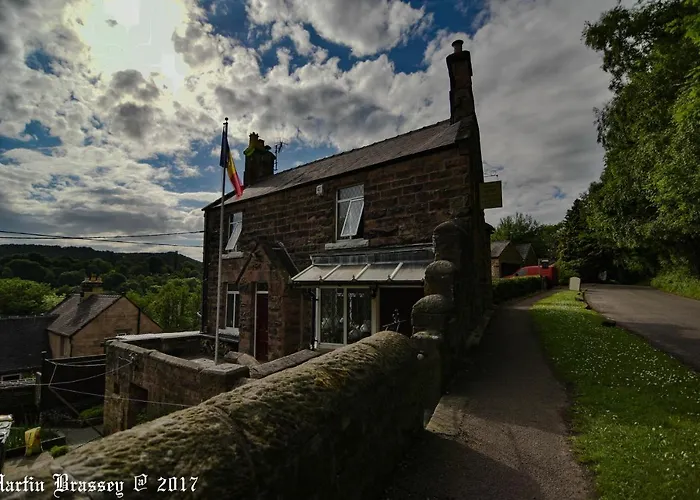 Oakford Cottage B&B