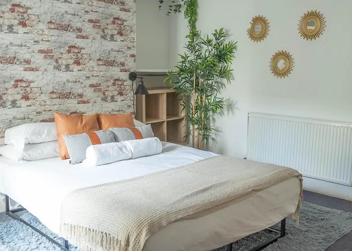 Upper Rock Rooms Brighton
