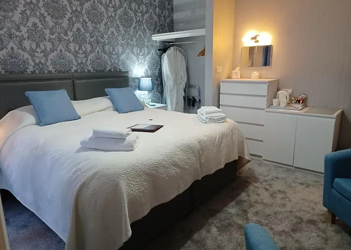 Palm Court Bed & Breakfast Weymouth