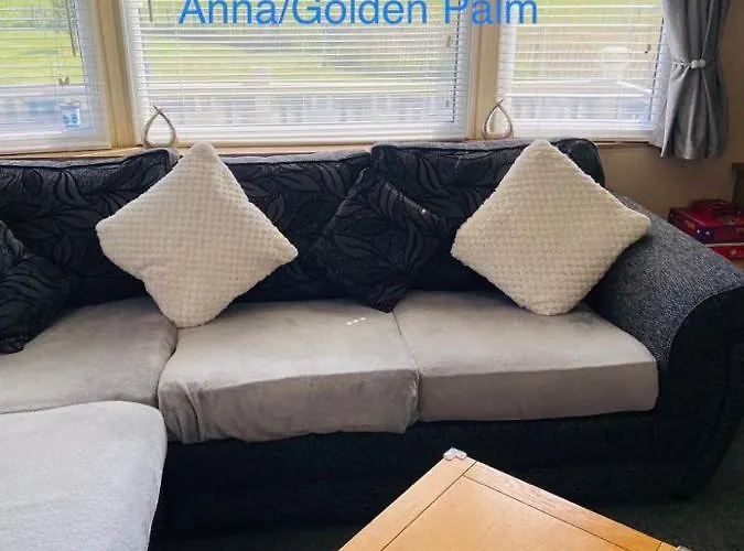 Golden Palm, 8 Berth Caravan Skegness