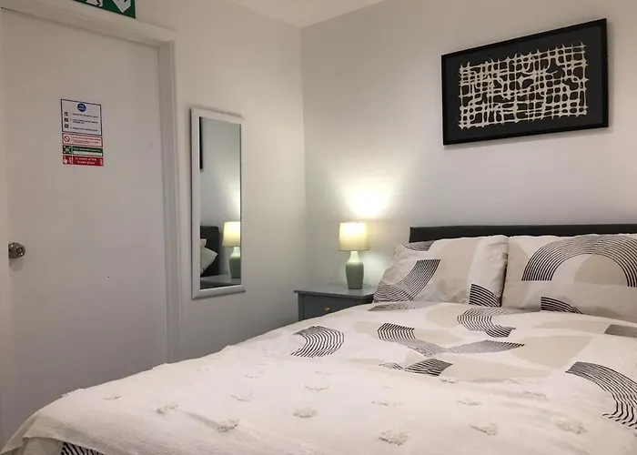 Dunamis Staycation 3 Croydon
