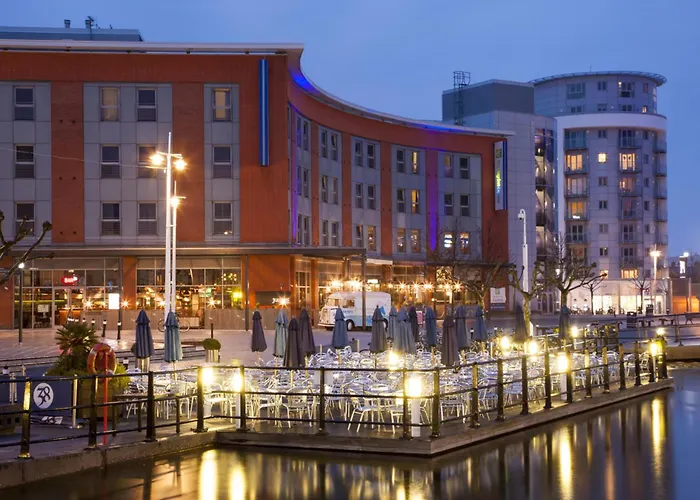 Holiday Inn Express Portsmouth Gunwharf Quays By Ihg