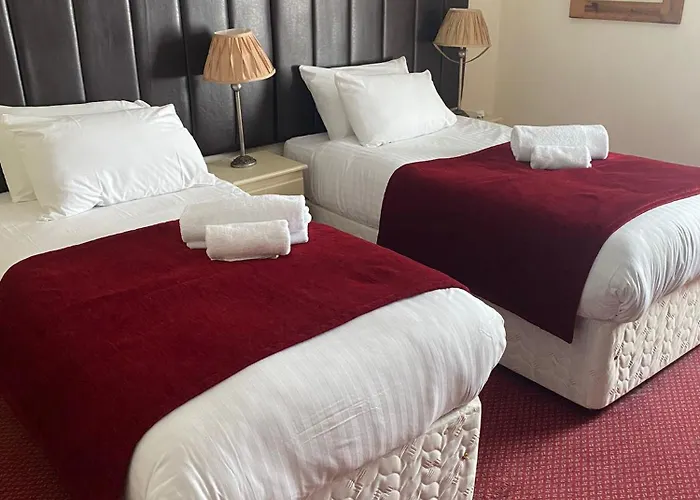 George Hotel