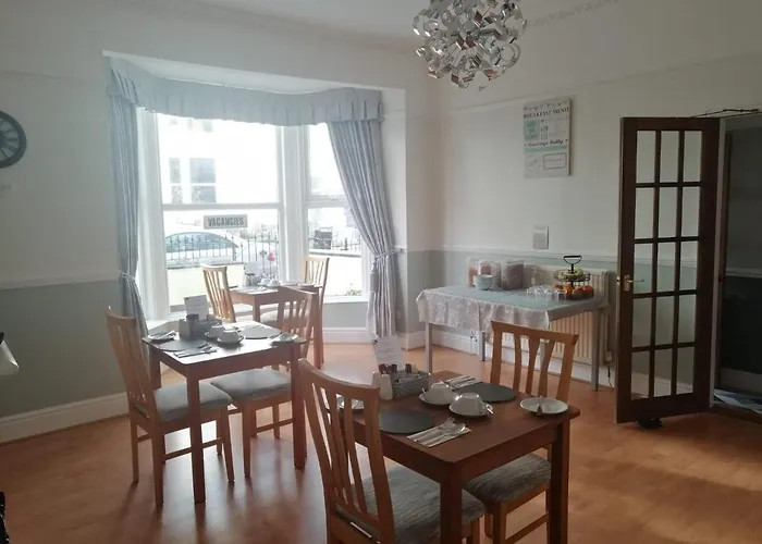 No 6 Quality Guesthouse Llandudno