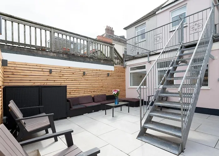 Trig-Private Studio, Courtyard, Walk To Fistral Newquay 