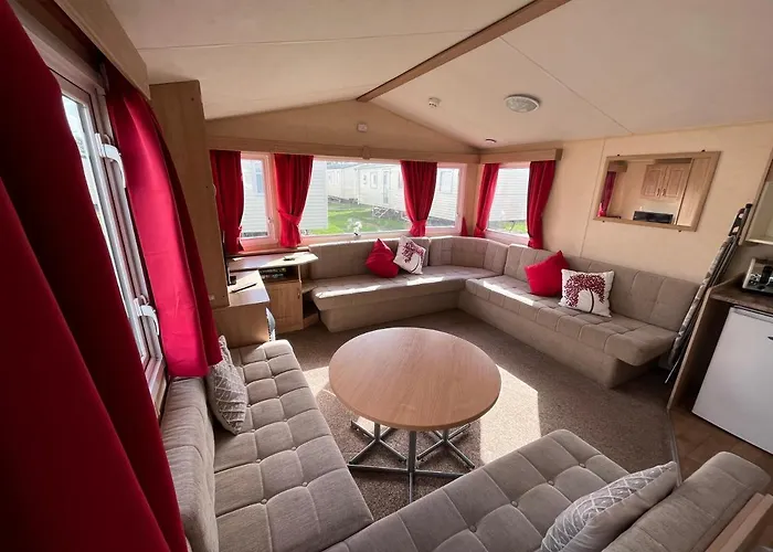 Dunlin 69 ~ California Cliffs Hotel Great Yarmouth
