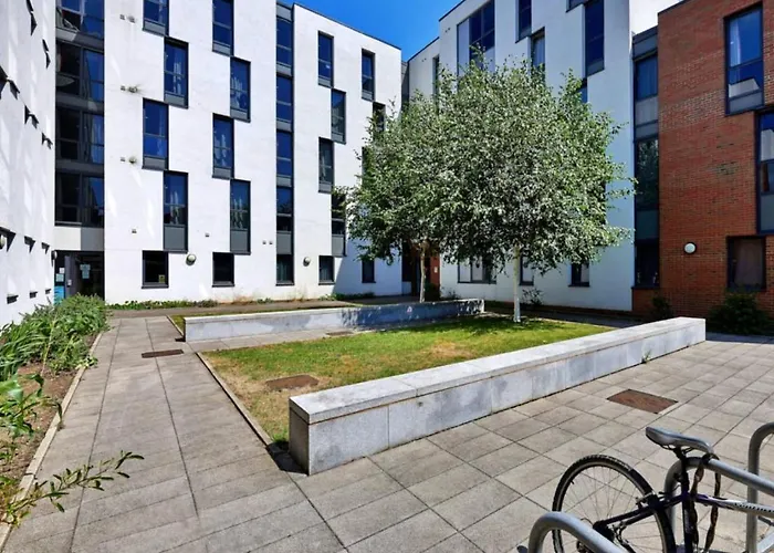 Private Rooms For Students Only, Coventry - Sk
