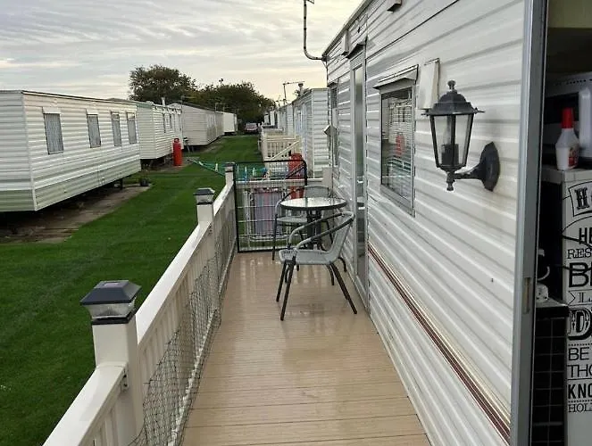 Tessas Caravan Breaks 2 Hotel Skegness