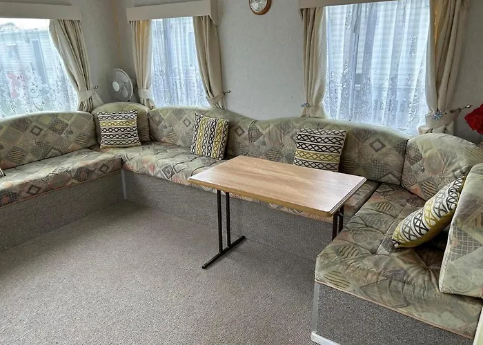 Tessas Caravan Breaks 2 Hotel Skegness