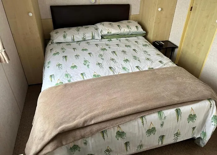 Tessas Caravan Breaks 2 Hotel Skegness