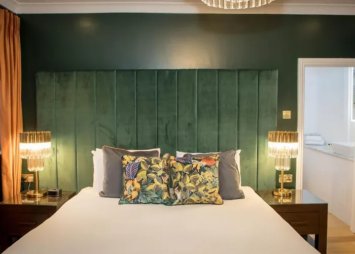The Eton Mess Boutique Hotel