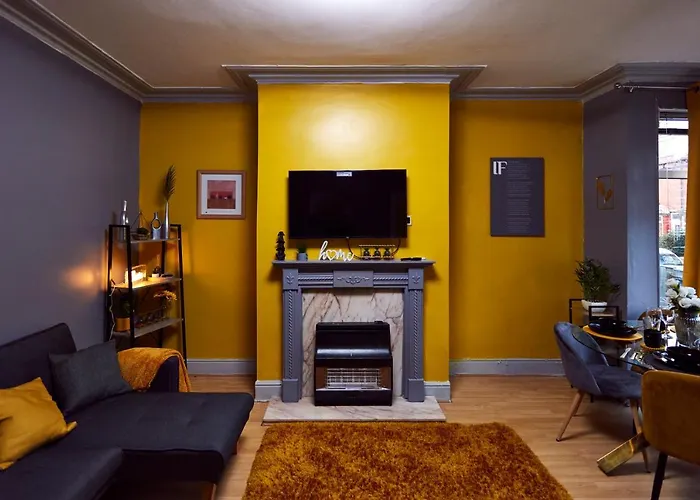 Home Away From Home Entire 2 Bedroom House