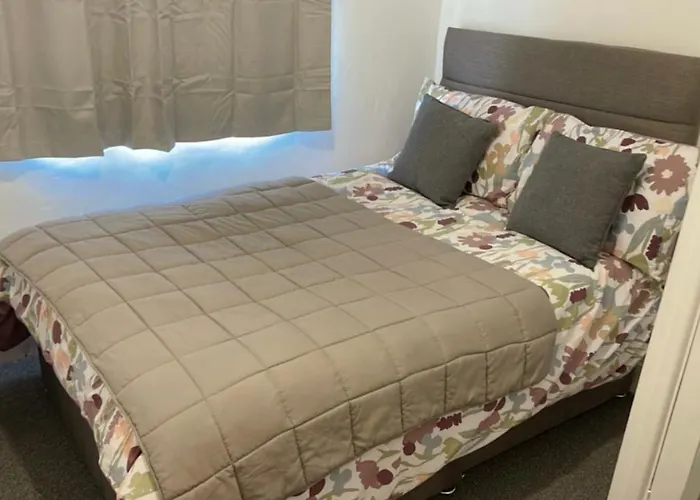 Small Room In Horfield 3 Bristol