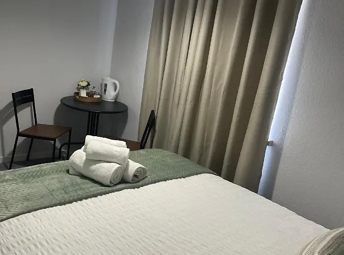 Cozy Room Shared House