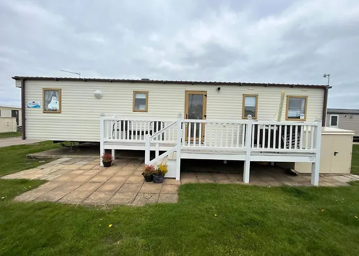 Eagle 5, California Cliffs Hotel Great Yarmouth