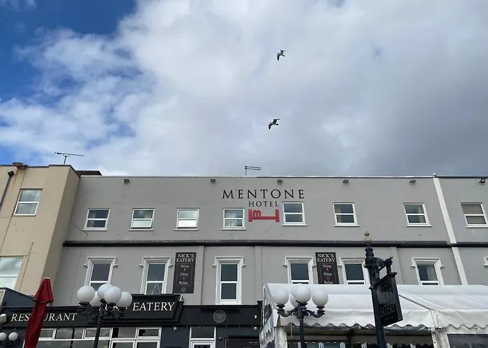 Bay View Rooms At Mentone Hotel