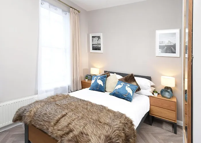 Ocho Homes By Eight Continents