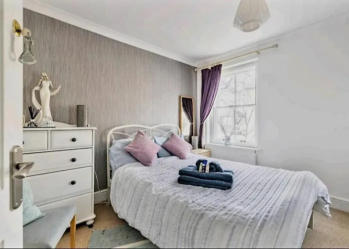 The Mews - Less Than 1Km To City Centre - Stadium - Castle - 10 Min Walk Cardiff