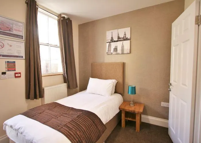 Central Studios Gloucester Place By Roomsbooked Cheltenham