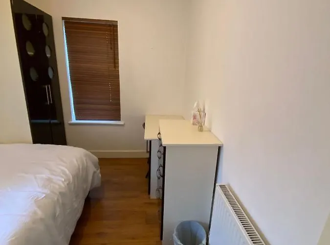 Private Room In A Shared Accommodation Reading
