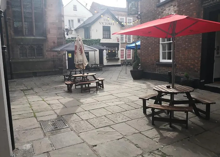The Commercial Bar & Hotel