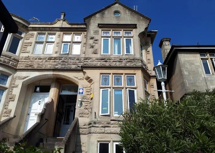 Oyo 3 Crescent Gardens Hotel Bath