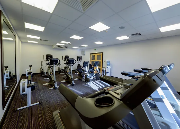 Crowne Plaza Plymouth By Ihg Hotel