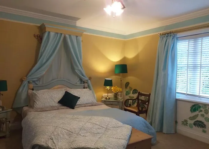 Jesmond House B&B Room3 Superking Ensuite