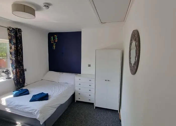 En Suite Room With Kitchen Facilities Nottingham