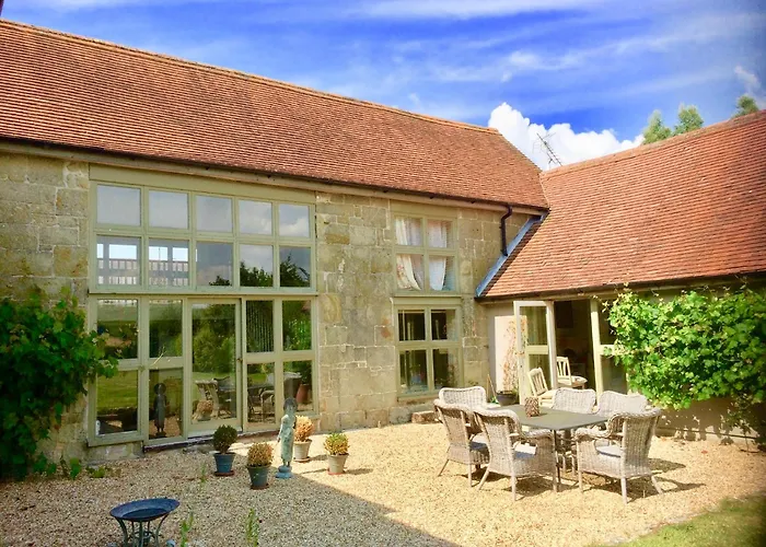 Luxurious, Fabulous, Fun, Contemporary Suite In Retreat Centre Ansty 