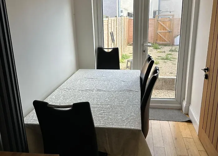 Small Room In Horfield 3 Bristol
