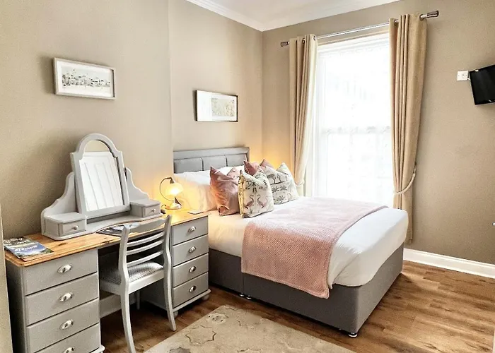 Devon House Guest House Paignton