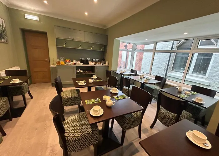 Hamilton Court Hotel Hoole