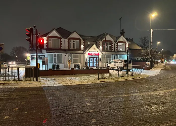 Acorn Lodge Hotel Gatwick & Parking Horley 