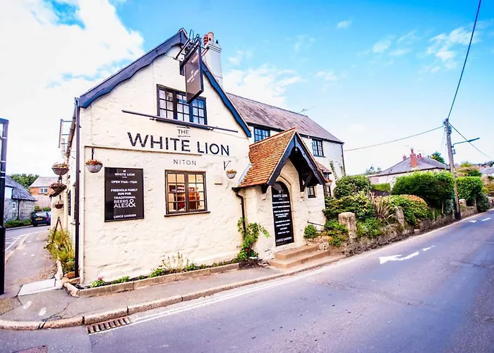 The White Lion Bed & Breakfast Ventnor