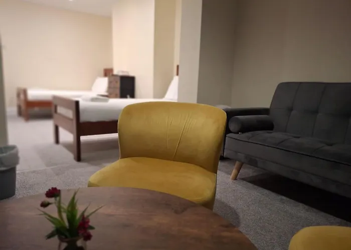 Inn By The Sea, Portsmouth - En Suite Rooms With Sea View Possible, Parking Ev 22Kw