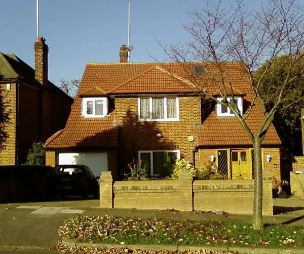 Guest House Ellipse - Whetstone Barnet