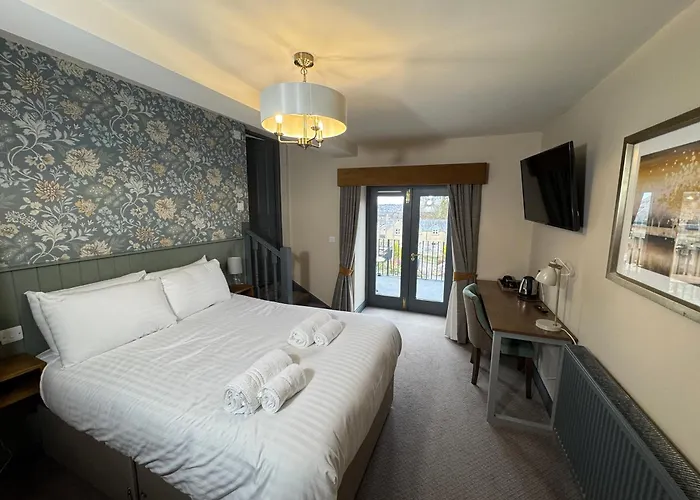 The Cross Scythes Hotel Sheffield