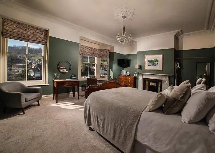 Riversdale House Bed & Breakfast