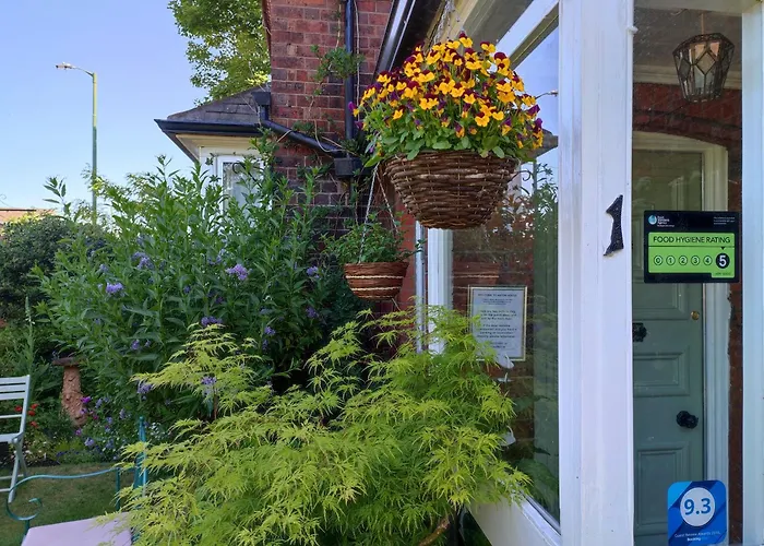 Anton Guest House Bed And Breakfast