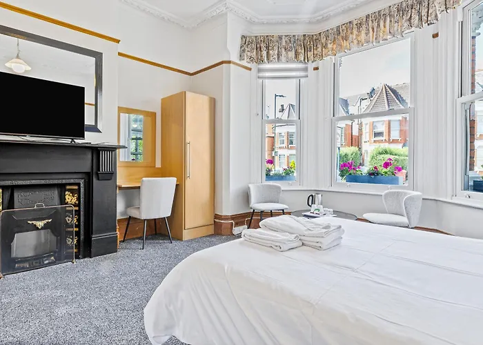 Heatherbank Guest House Barnet