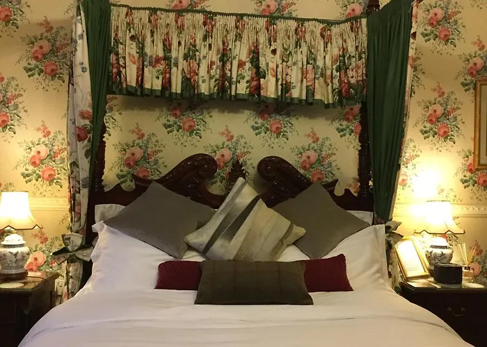 Nottingham Lodge